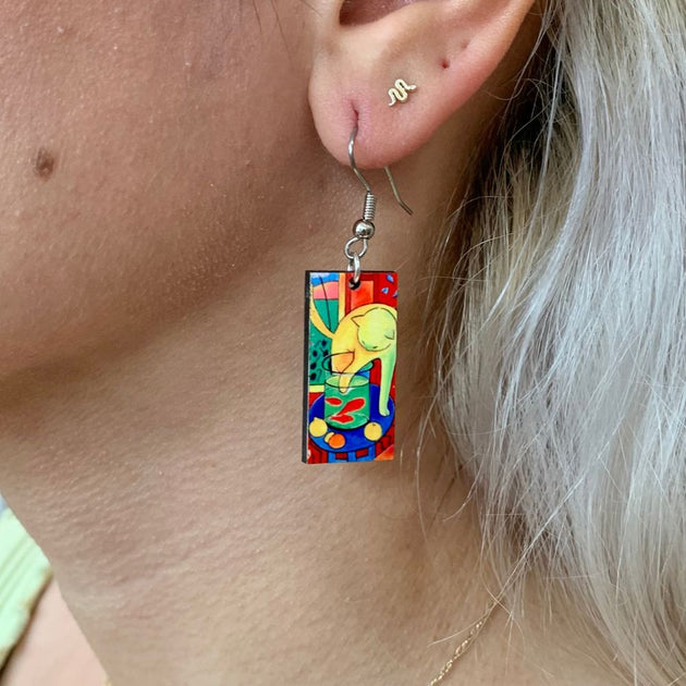 Art Image - Yellow Cat and Red Fish Dangle Earrings – Zee Bee