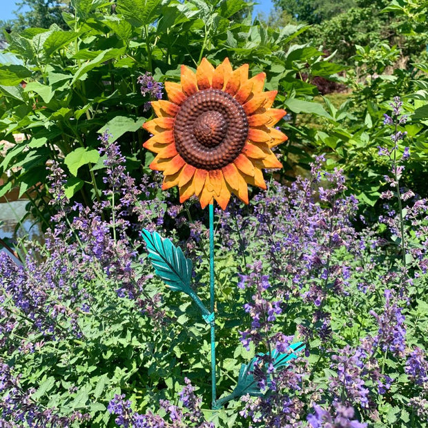 Painted Metal Garden Stake - Sunflower lifestyle