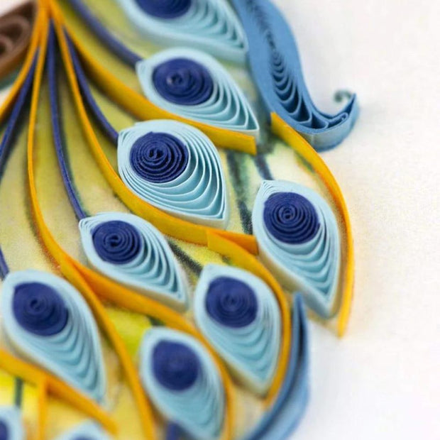 Quilled Posing Peacock Greeting Card detail