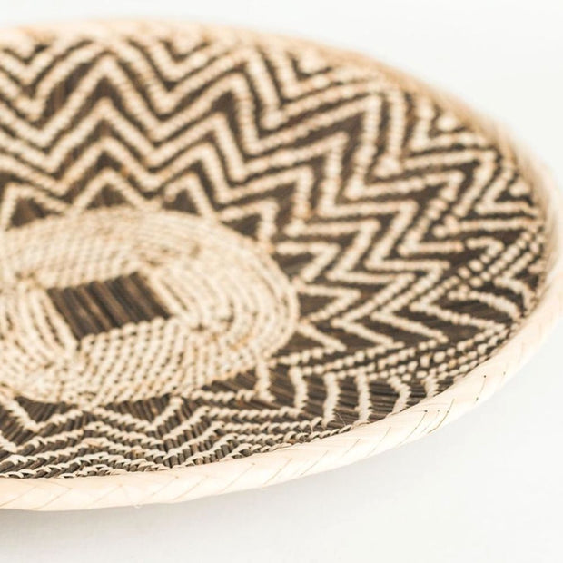 Creative Women 18-inch Sol Wall Basket detail