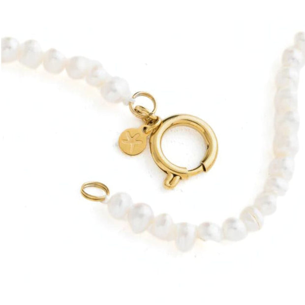 Cultured Freshwater Pearl Necklace closure detail
