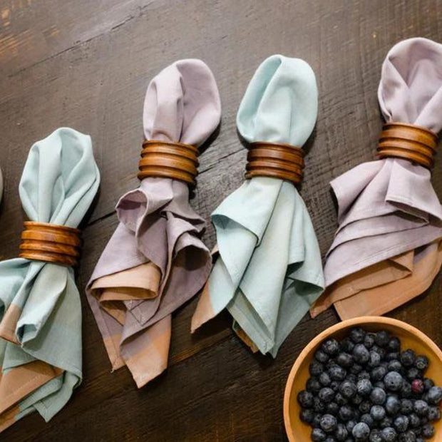 Set of 4 Hand-woven Cupcake Magic Napkins styled