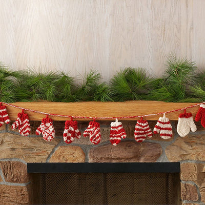 Red and White Mini Mittens Holiday Garland lifestyle