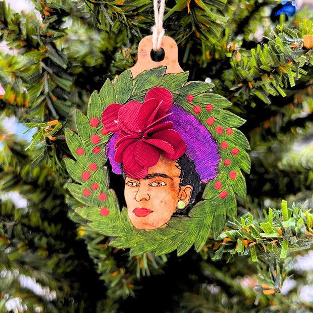 Hand-painted Natural Gourd Wreath Ornament - Frida Kahlo lifestyle