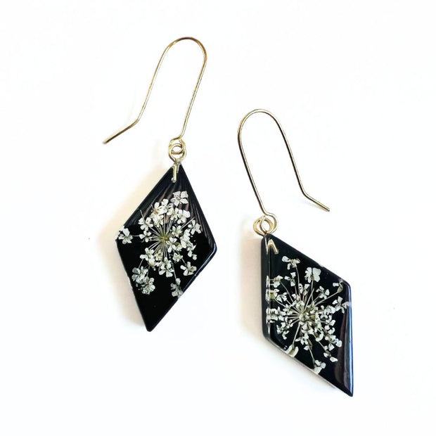 Resin Rhombus Earrings with Queen Anne Flowers on Black base