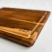 Rectangular Teak Wood Cutting Board With Groove closeup detail