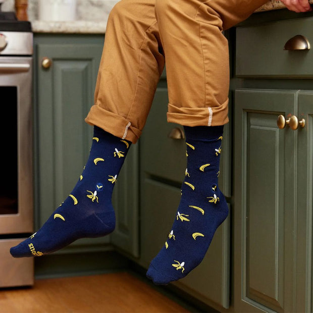 Conscious Step Socks that Plant Trees Navy Gone Bananas on model