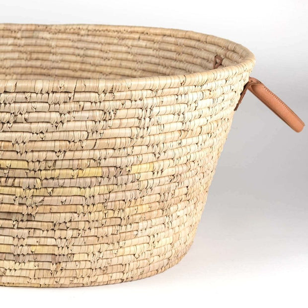 Palm Leaf Laundry Basket with Leather Handles detail