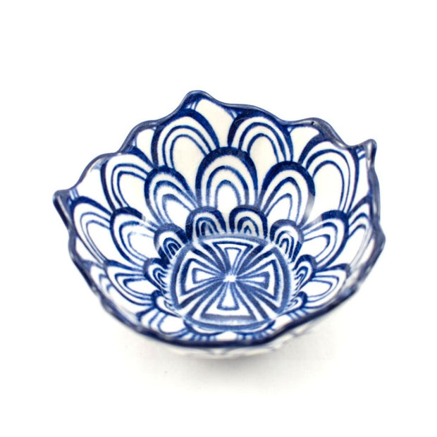 Hand-painted Ceramic Lotus Bowl blue and white