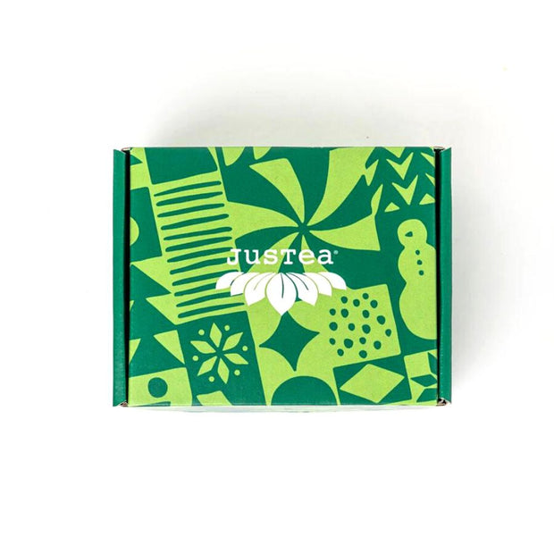 Loose Leaf Tea Holiday Gift Box closed