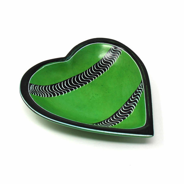 Hand-carved Soapstone Heart Shaped Bowl 5 inches green